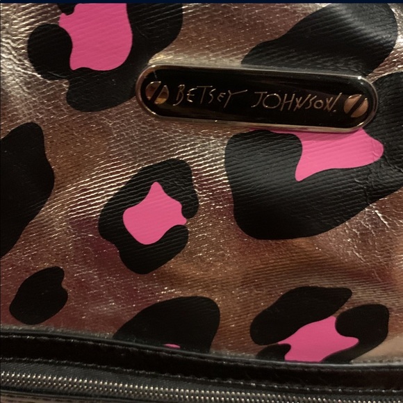 Authentic & Original Betsey Johnson Duffle - Picture 2 of 6